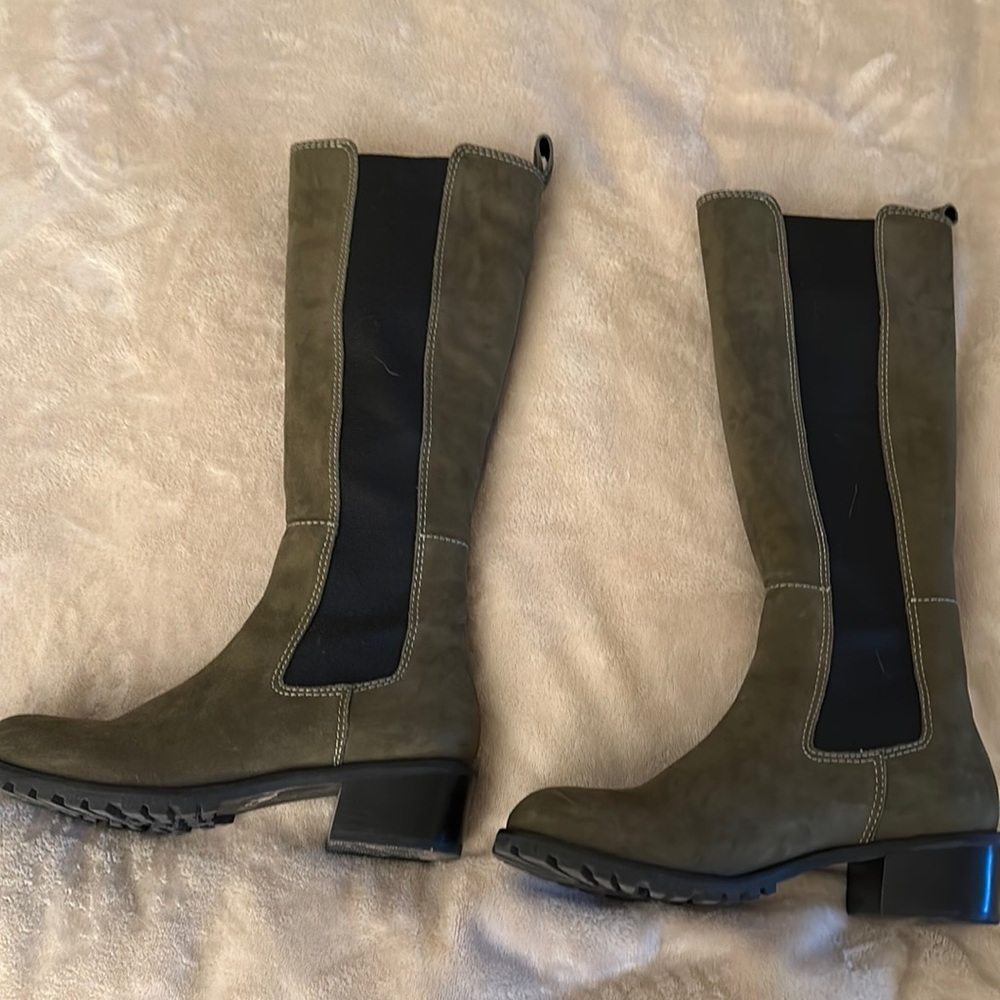 Matisse boots olive green suede sz 7